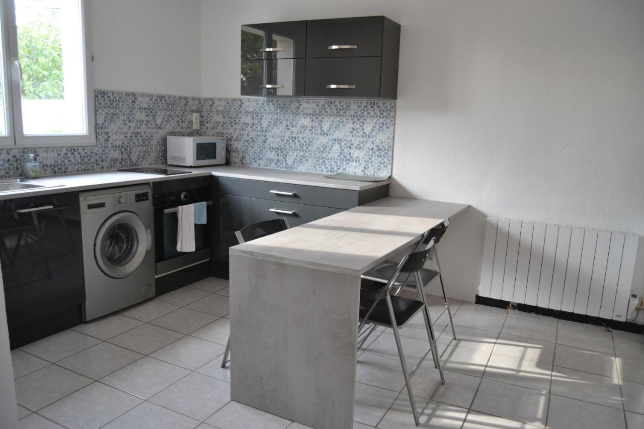 Appart Dans Maison Au Calme "Les Charmettes" Lägenhet Vedène Exteriör bild