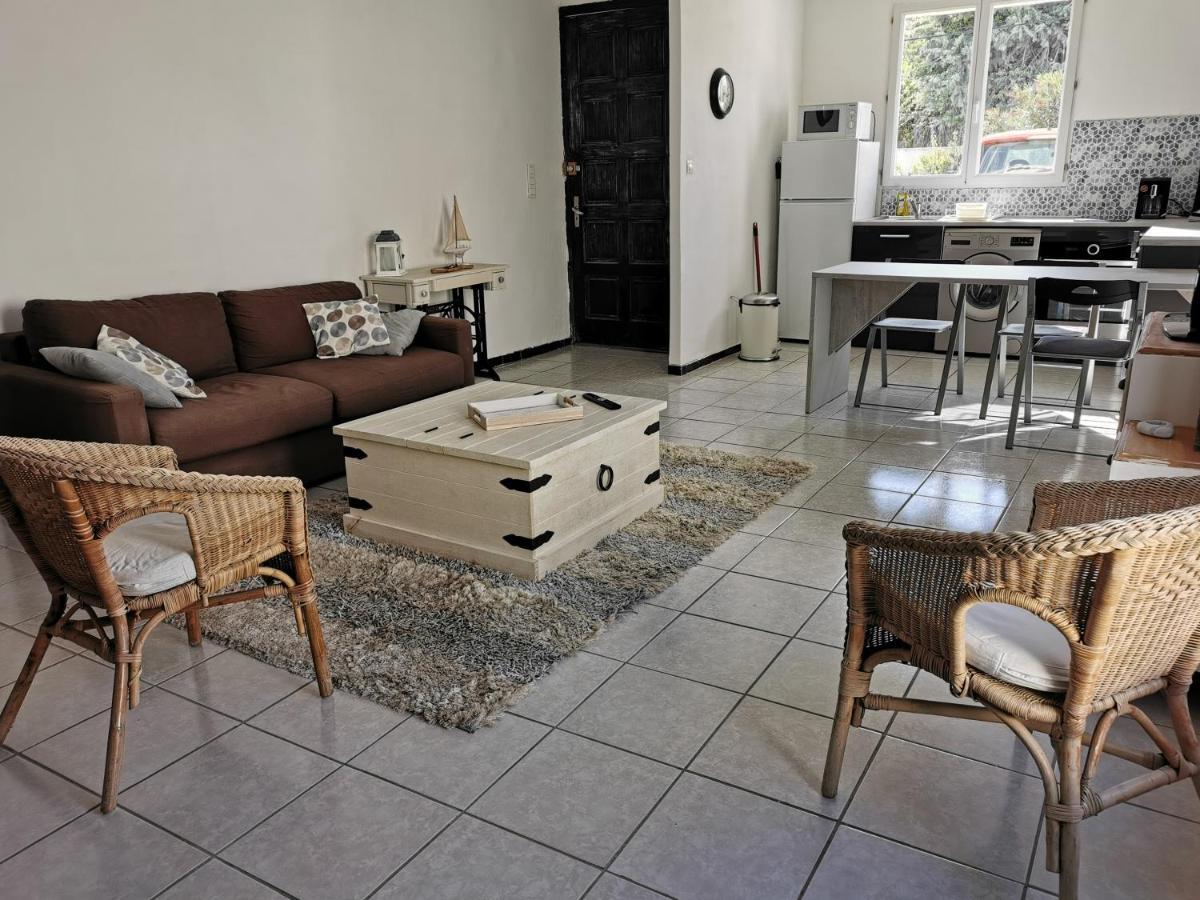 Appart Dans Maison Au Calme "Les Charmettes" Lägenhet Vedène Exteriör bild
